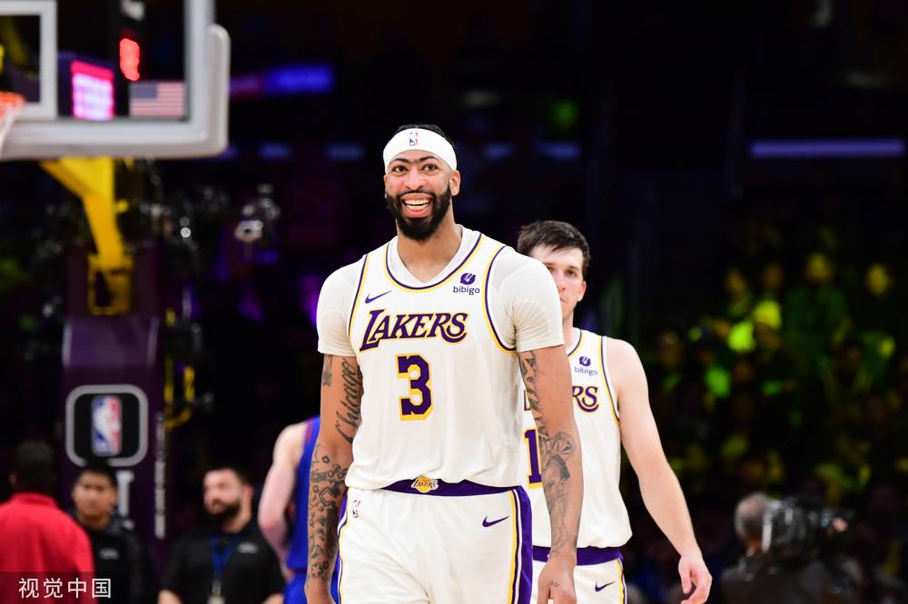 力巨大的球 力巨大的球